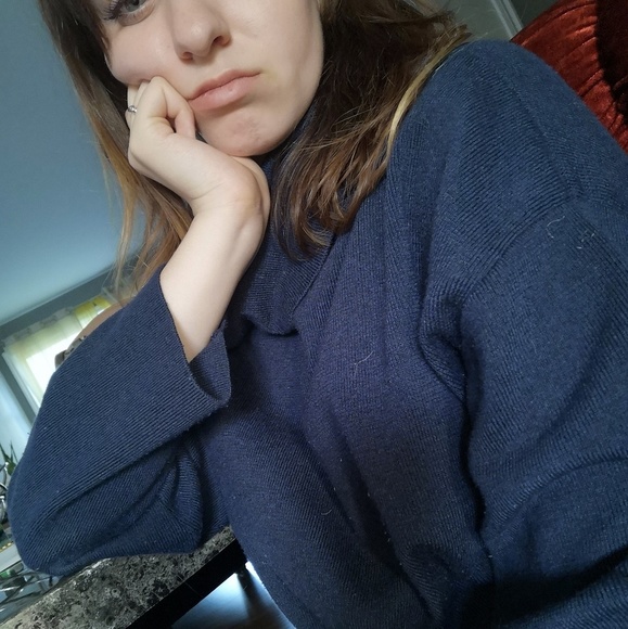 Meet your Posher, Laurianne - Picture 1 of 1